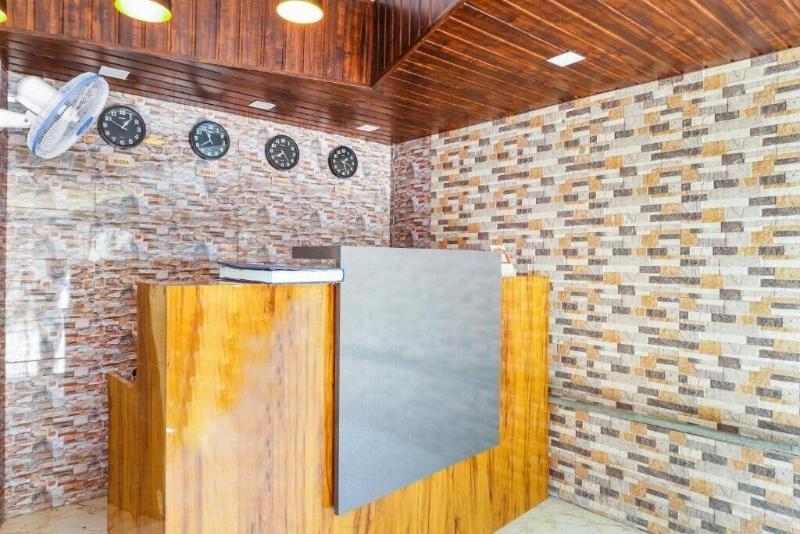 Hotel Crystal Inn image
