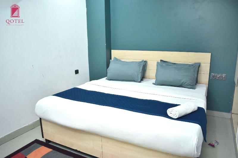 Qotel Hotel Rama Rohini Sector 24 image