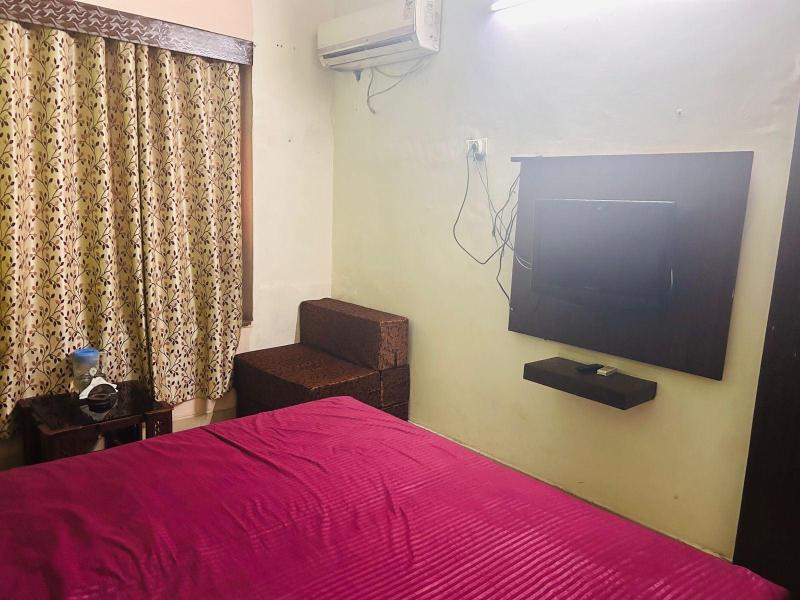 Hotel Krishna Palace By Grb image