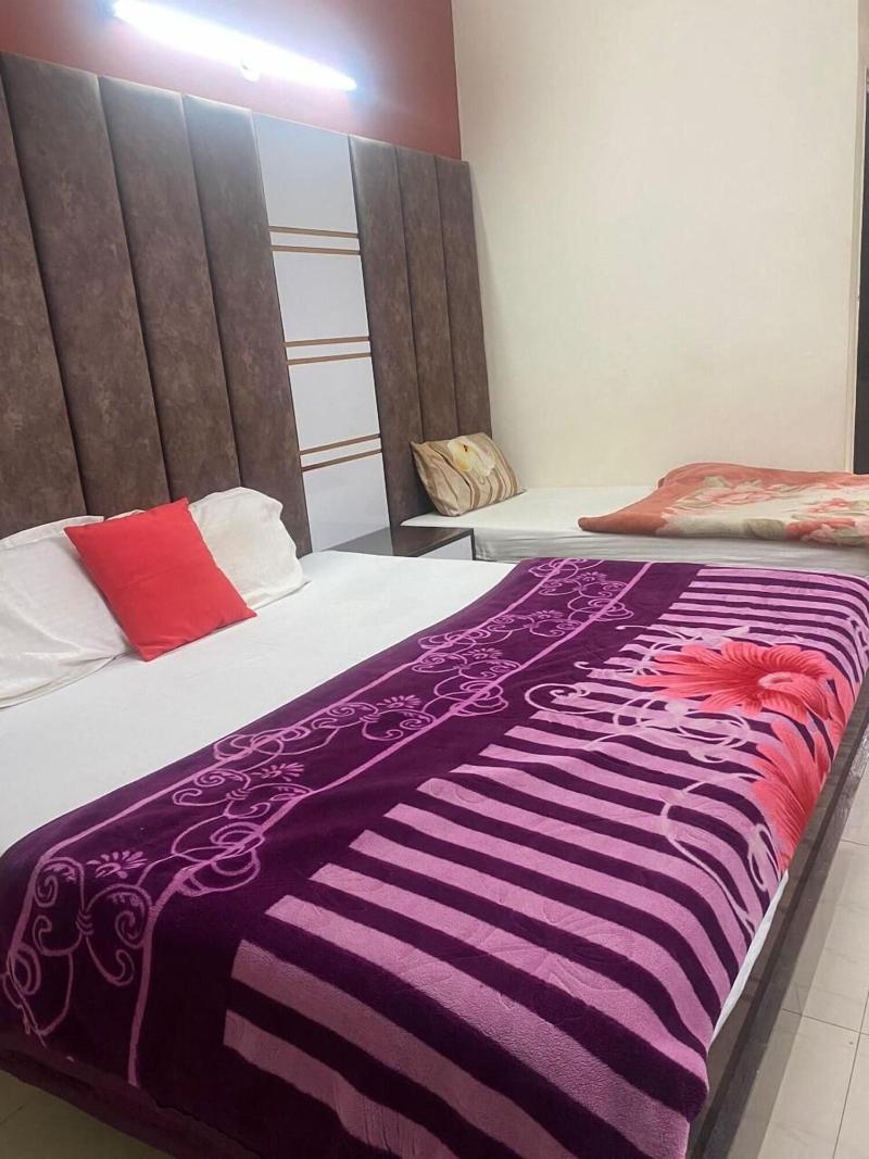 Hotel Krishna Palace By Grb image