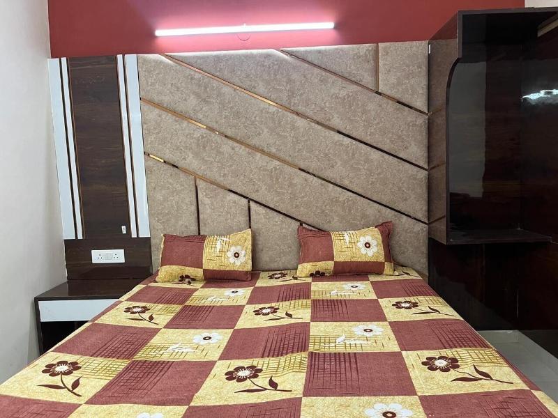 Hotel Krishna Palace By Grb image