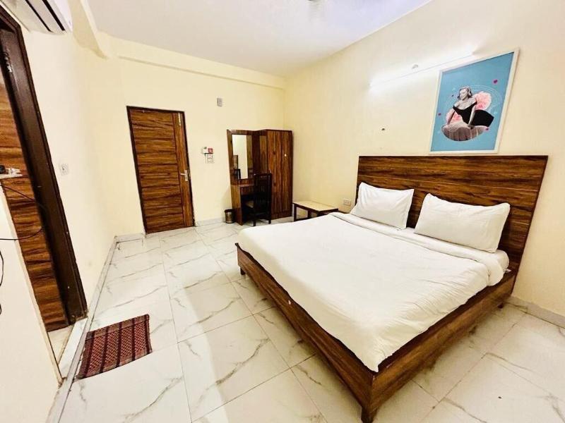 Hotel Green Arrow Rohini image