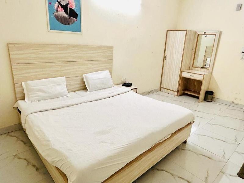 Hotel Green Arrow Rohini image