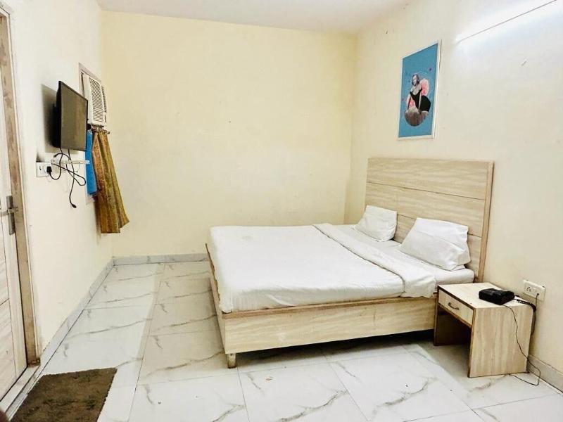Hotel Green Arrow Rohini image