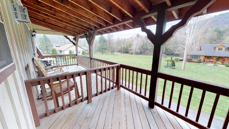 Rough Cut Lodge image
