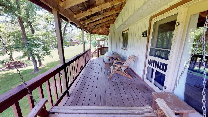 Rough Cut Lodge image