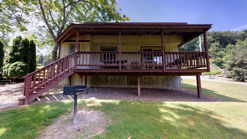 Rough Cut Lodge image