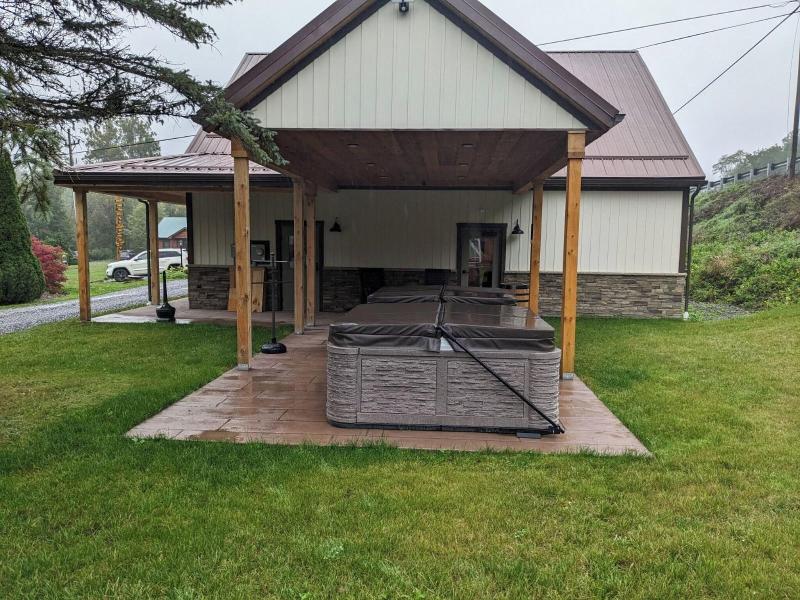 Rough Cut Lodge image
