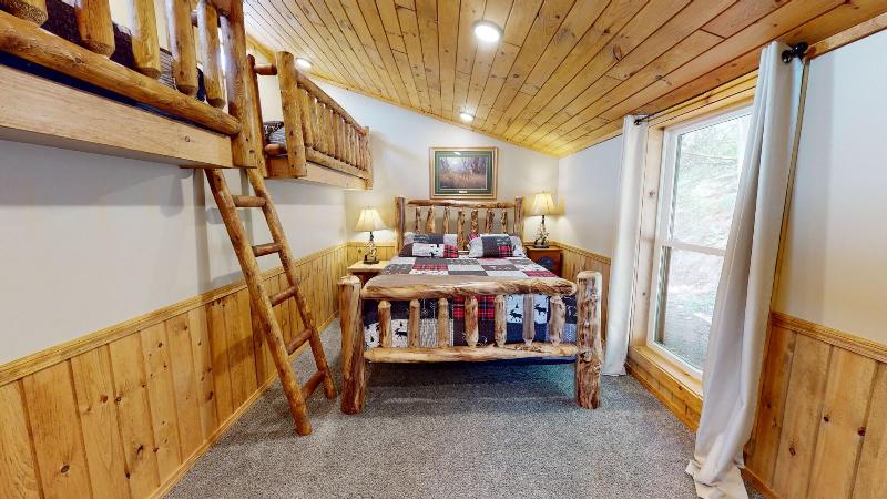 Rough Cut Lodge image