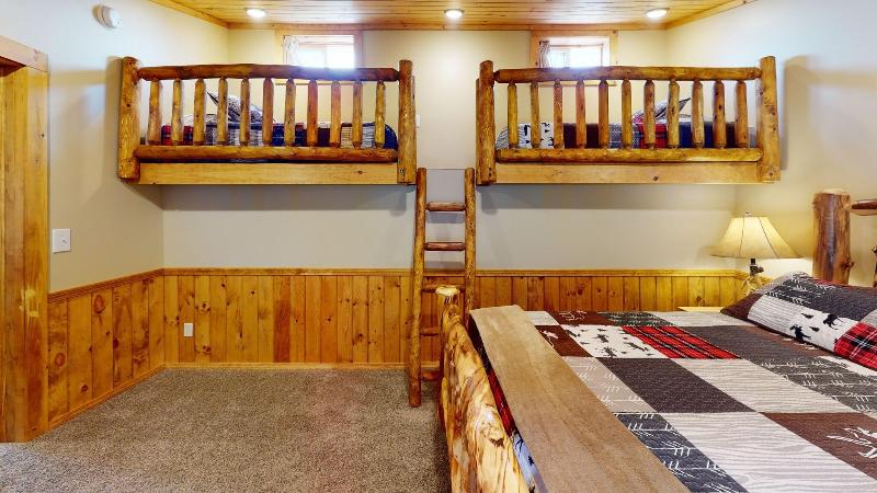 Rough Cut Lodge image