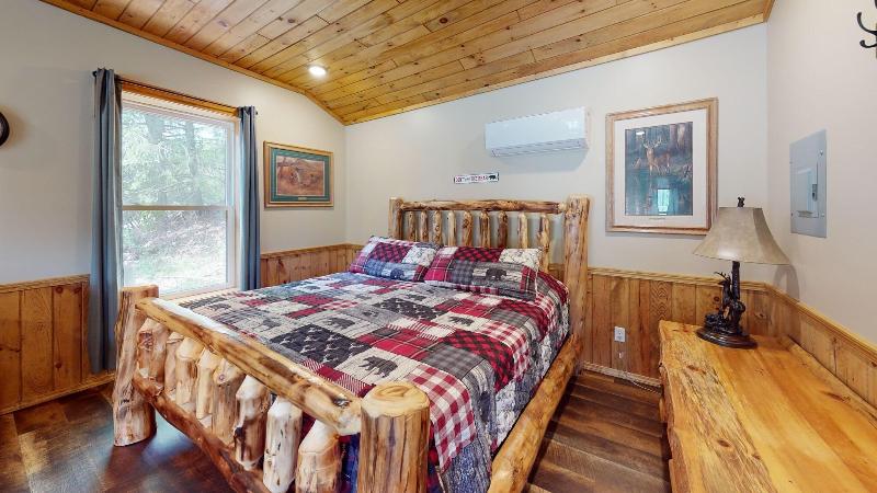 Rough Cut Lodge image