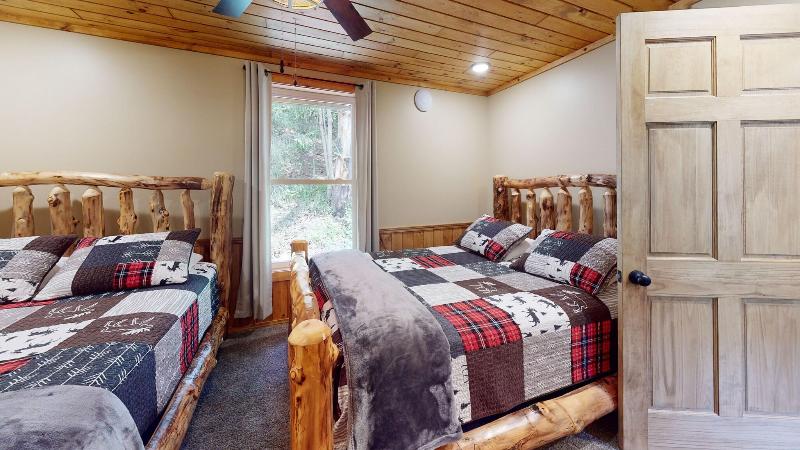 Rough Cut Lodge image