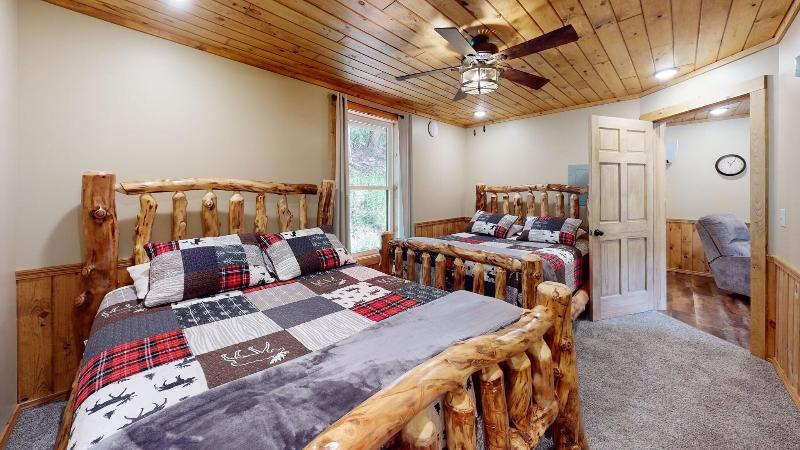 Rough Cut Lodge image