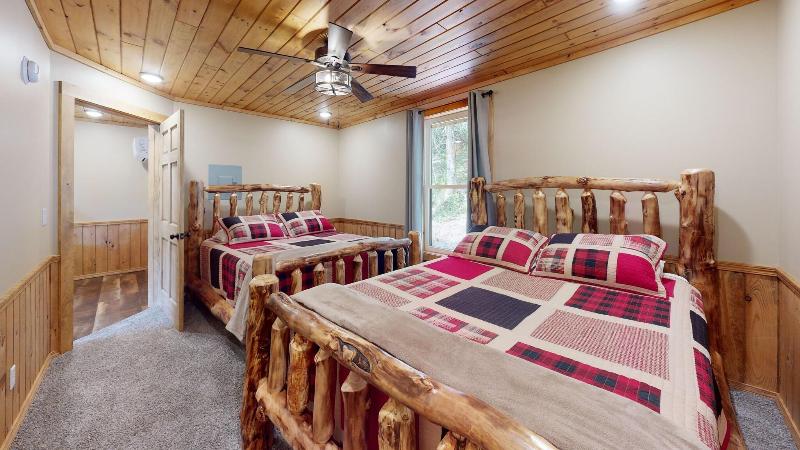 Rough Cut Lodge image