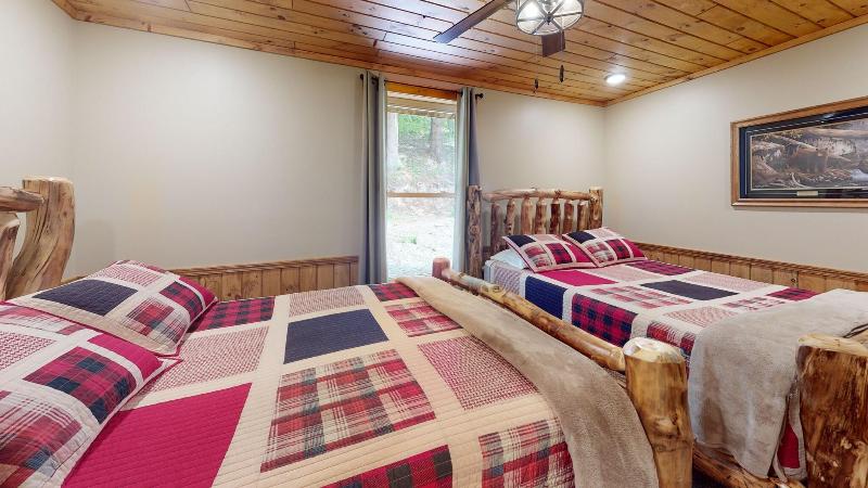 Rough Cut Lodge image