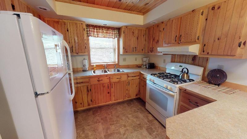 Rough Cut Lodge image