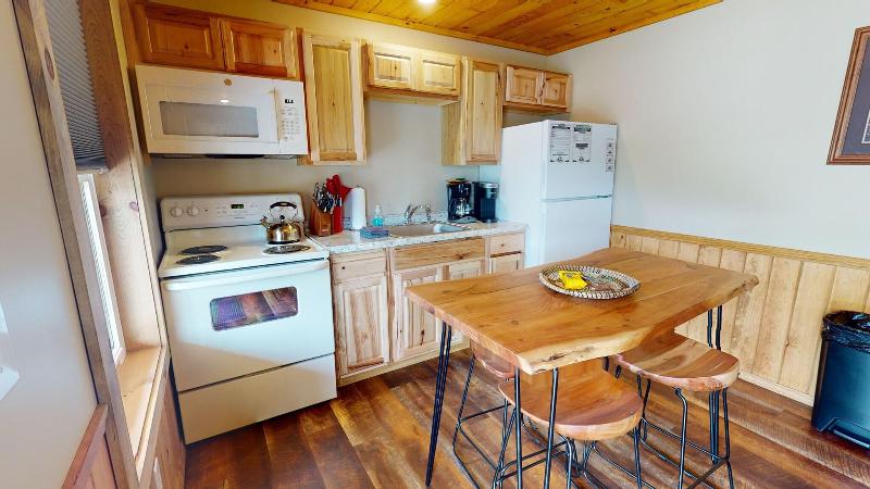 Rough Cut Lodge image