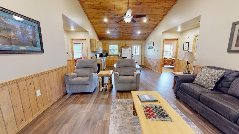 Rough Cut Lodge image