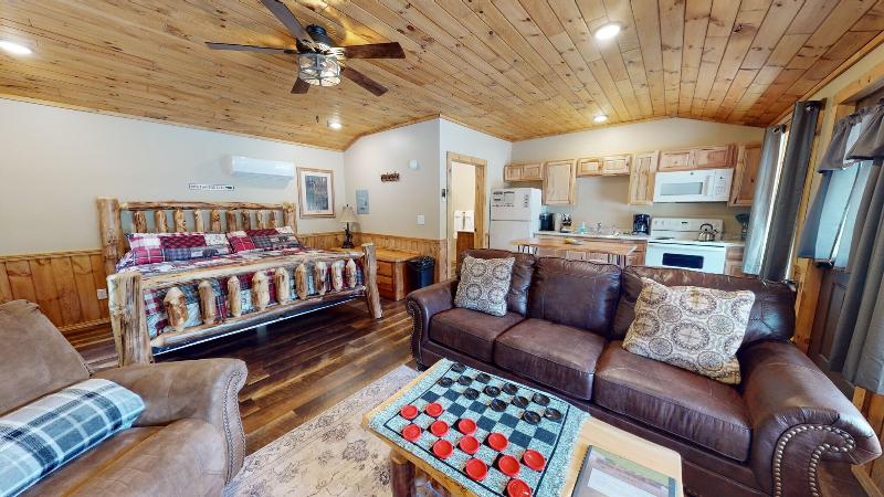 Rough Cut Lodge image