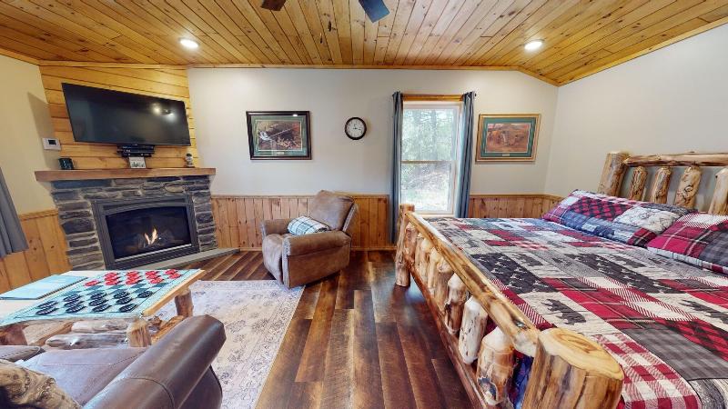 Rough Cut Lodge image
