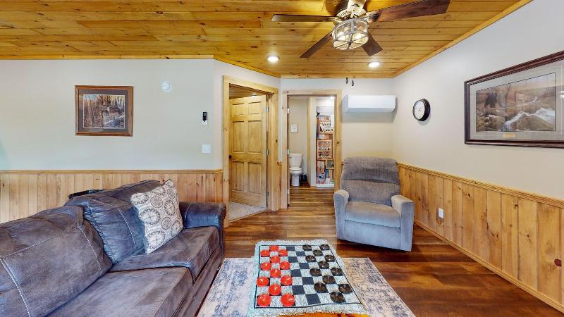 Rough Cut Lodge image