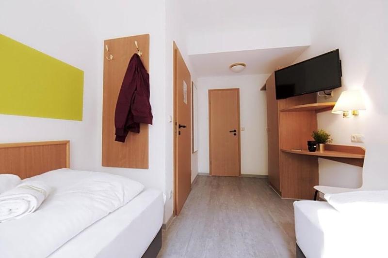 Bp24 Hotel Aachen image