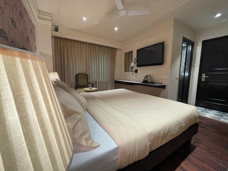 The Saga Hotel image