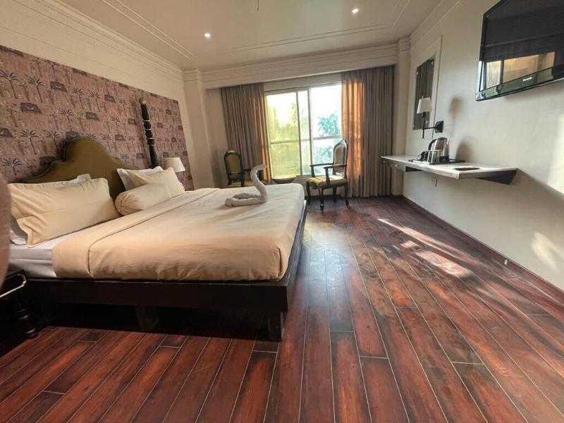 The Saga Hotel image