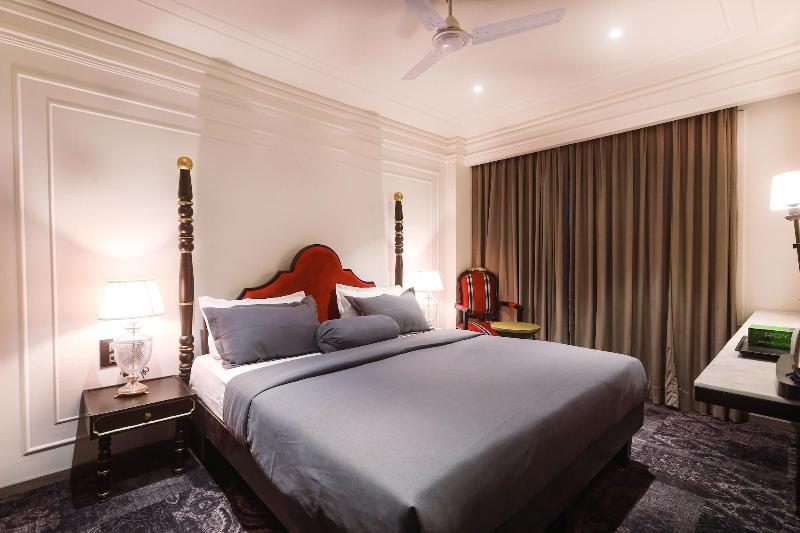 The Saga Hotel image