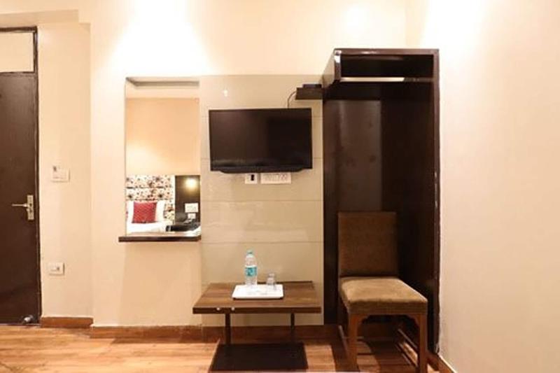 Hotel Amrit image