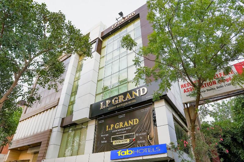 Fabhotel Grand Stay image