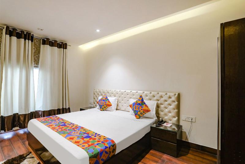 Fabhotel Grand Stay image
