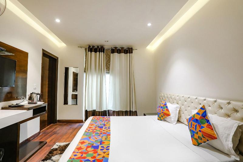 Fabhotel Grand Stay image