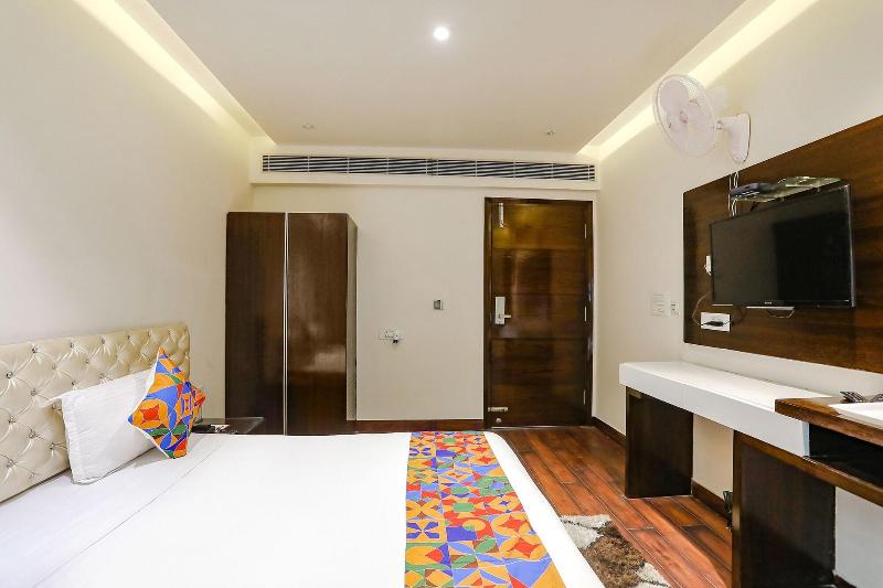 Fabhotel Grand Stay image