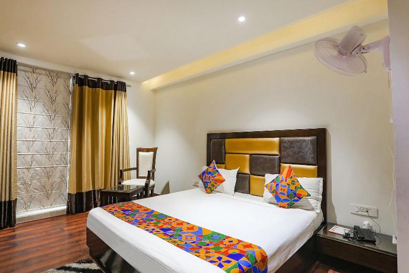 Fabhotel Grand Stay image