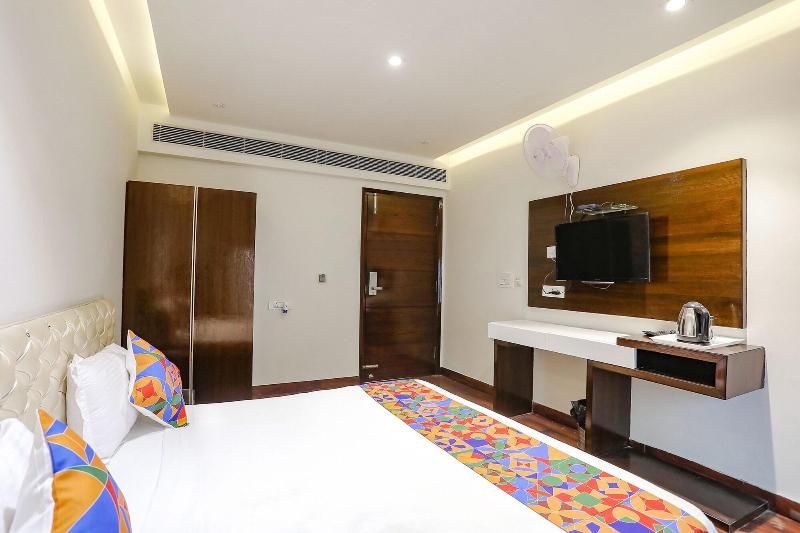Fabhotel Grand Stay image