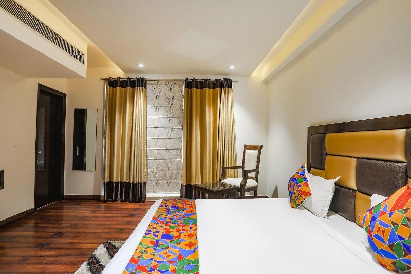 Fabhotel Grand Stay image