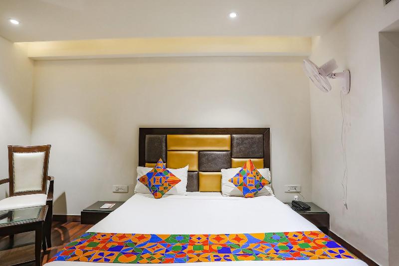 Fabhotel Grand Stay image