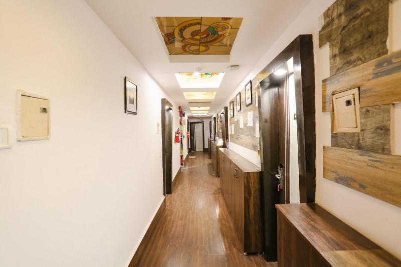 Fabhotel Sentinel Suites image