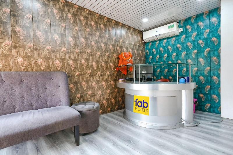 Fabhotel Sentinel Suites image