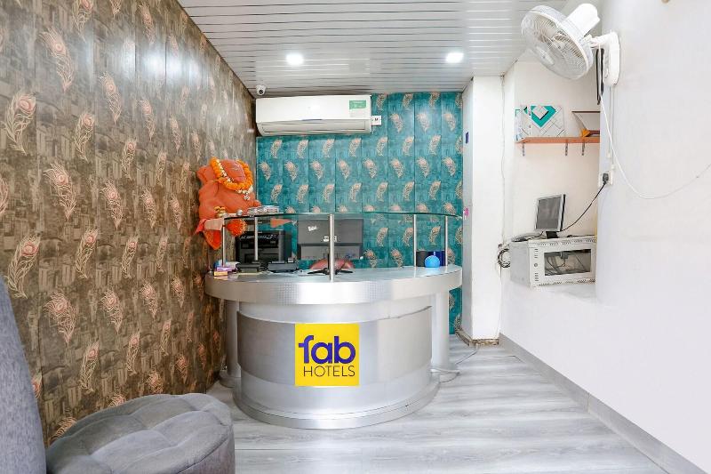 Fabhotel Sentinel Suites image