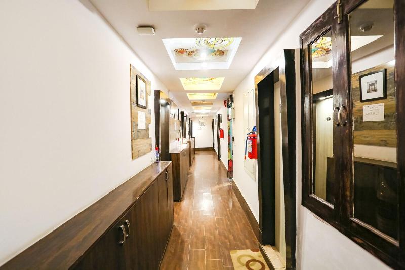 Fabhotel Sentinel Suites image