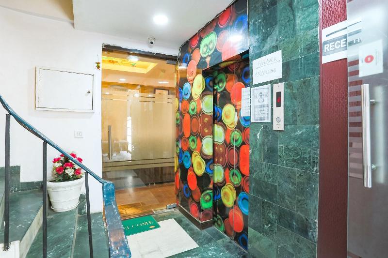 Fabhotel Sentinel Suites image
