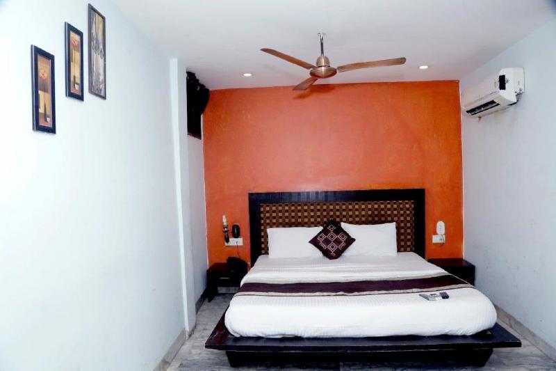 Hotel J Palace image