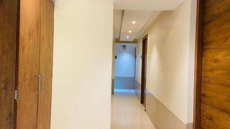 Hotel Regal Inn image