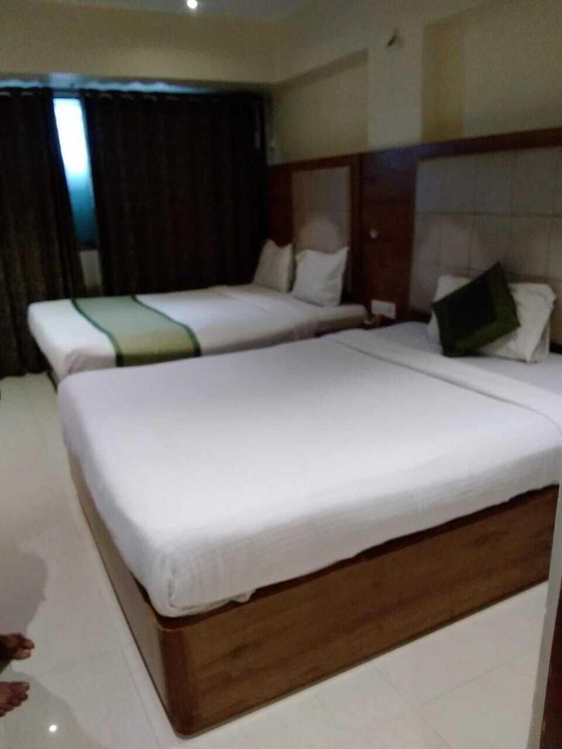 Hotel Regal Inn image