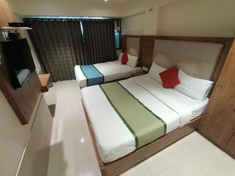 Hotel Regal Inn image