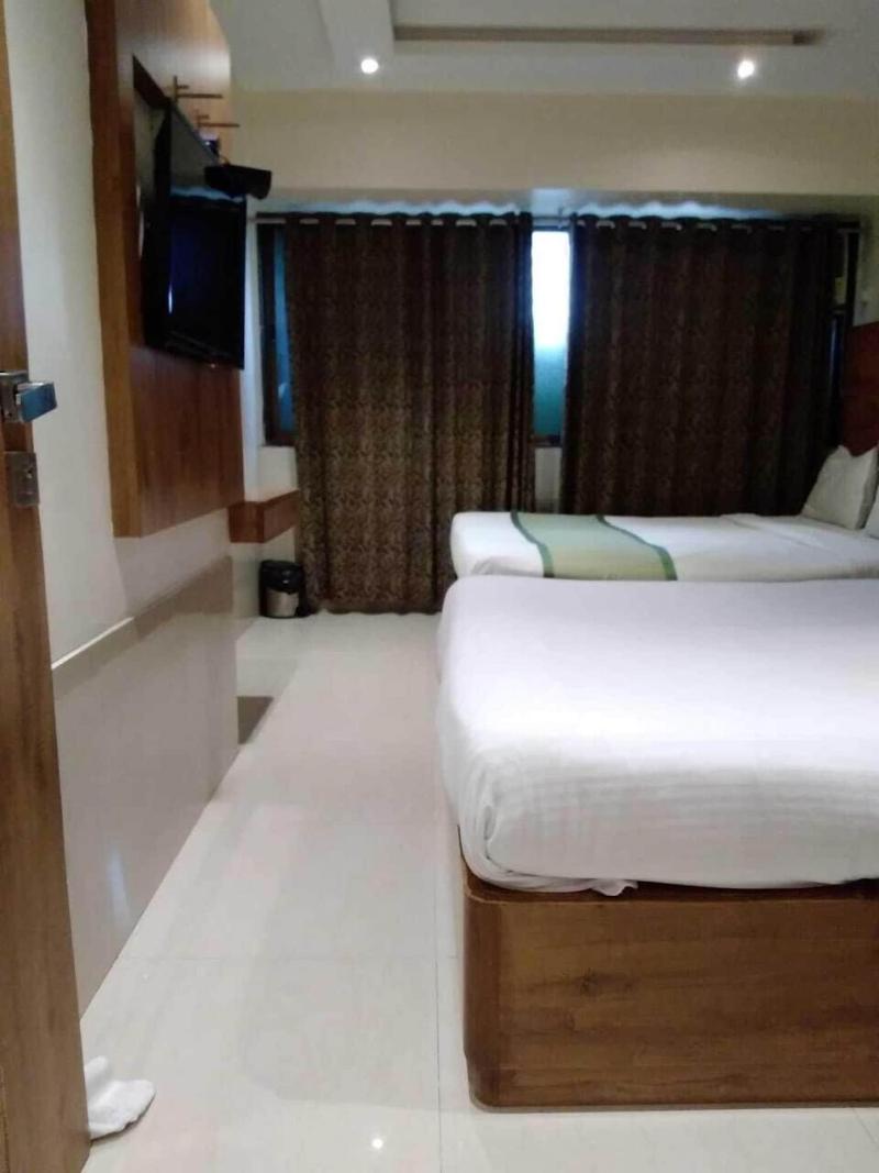 Hotel Regal Inn image