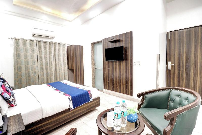 Hotel Emporio Dx Paharganj New Delhi image