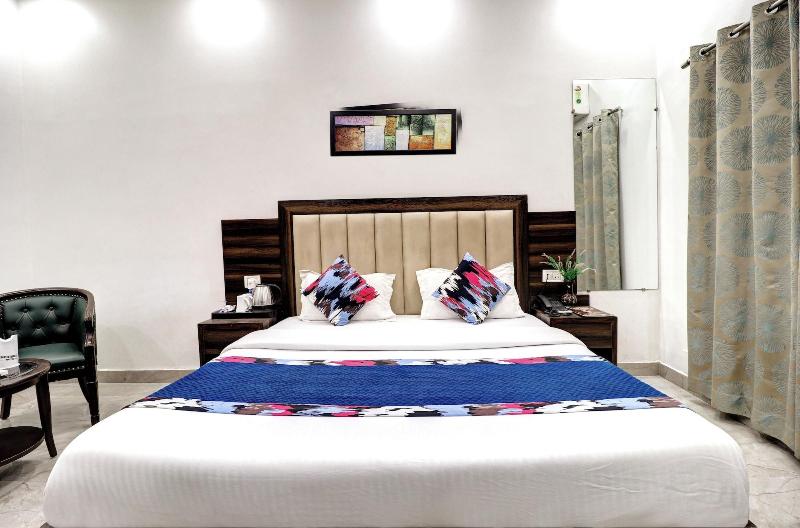 Hotel Emporio Dx Paharganj New Delhi image